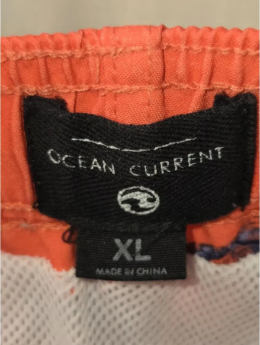 Ocean Current features width waistband